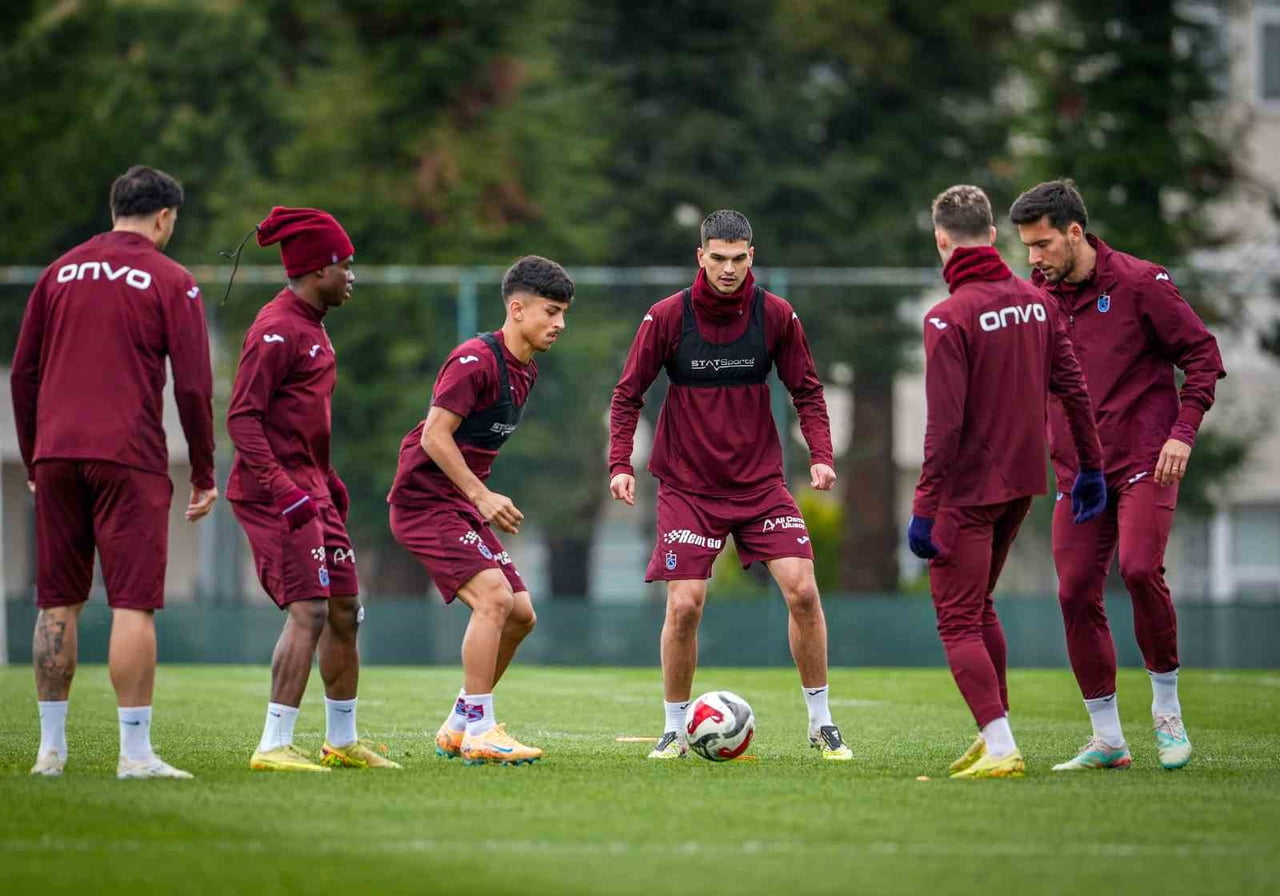 TRABZONSPOR’DA KUPA HEDEFİ ÖN PLANA ÇIKARKEN, TEKNİK DİREKTÖR FATİH TEKKE BEŞİKTAŞ MAÇINDA HEM...