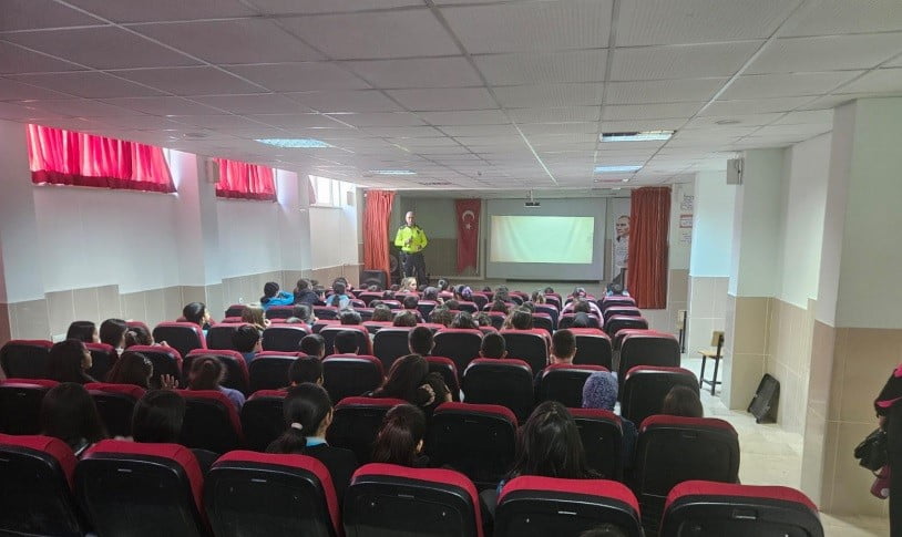 TRAFİK DEDEKTİFLERİ PROJESİ KAPSAMINDA 602 ÖĞRENCİYE EĞİTİM VERİLDİ