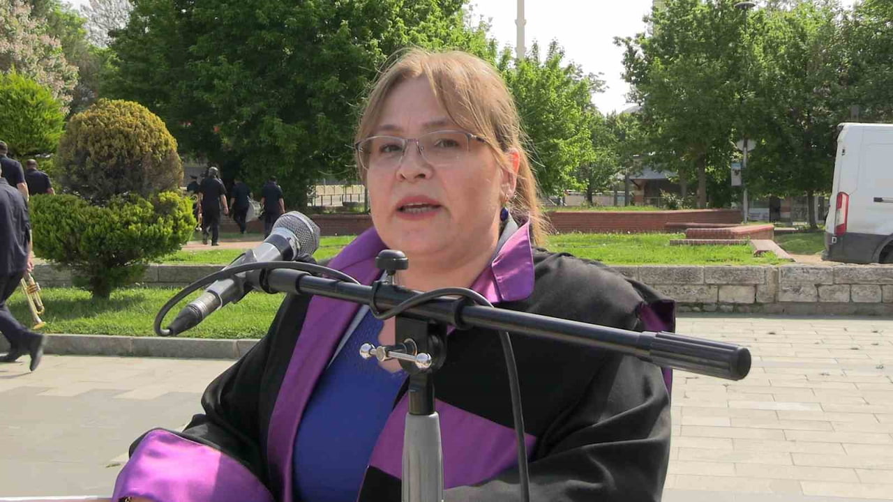 TRAKYA ÜNİVERSİTESİ SAĞLIK BİLİMLERİ FAKÜLTESİ HEMŞİRELİK BÖLÜM BAŞKANI DOÇ. DR. EYLEM PASLI...