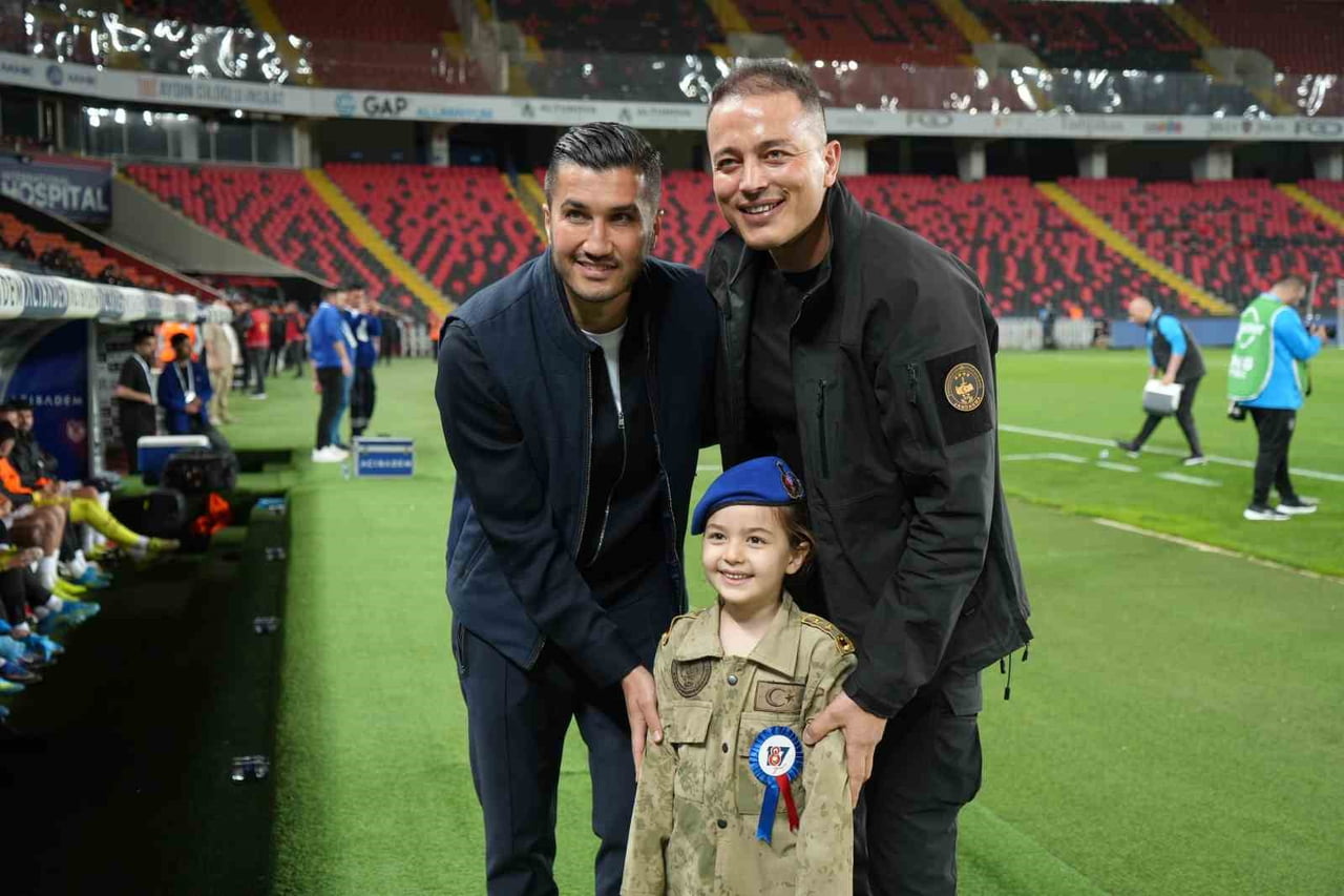 TRENDYOL SÜPER LİG'İN SON HAFTASINDA GAZİANTEP FK, SAHASINDA RAMS BAŞAKŞEHİR İLE KARŞILAŞIYOR....