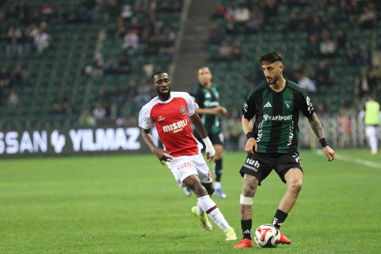 TRENDYOL SÜPER LİG 33. HAFTA KARŞILAŞMASINDA KOCAELİSPOR, KONUK ETTİĞİ FATİH KARAGÜMRÜK’E 1-0...