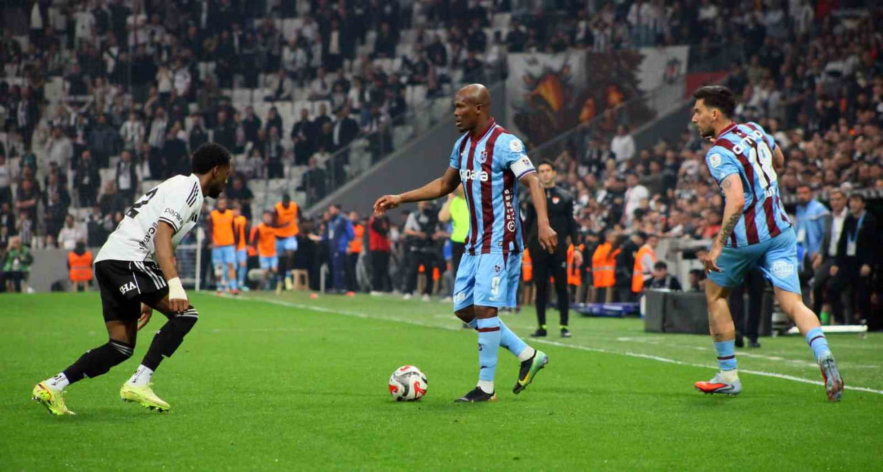 TRENDYOL SÜPER LİG’İN 33. HAFTASINDA BEŞİKTAŞ, SAHASINDA TRABZONSPOR’A 2-1 MAĞLUP OLDU.
