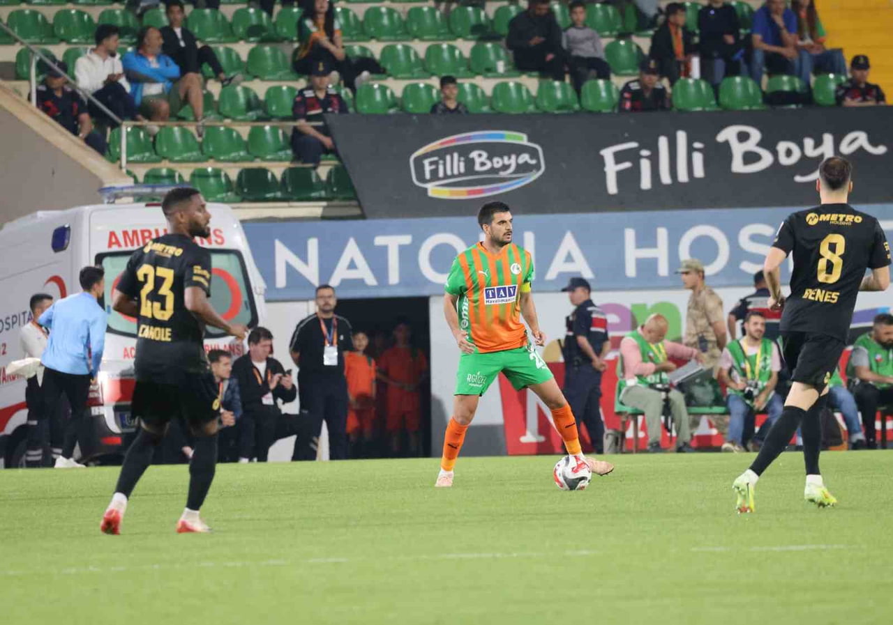 TRENDYOL SÜPER LİG’İN 33. HAFTASINDA CORENDON ALANYASPOR, SAHASINDA KAYSERİSPOR'U 3-1 MAĞLUP...