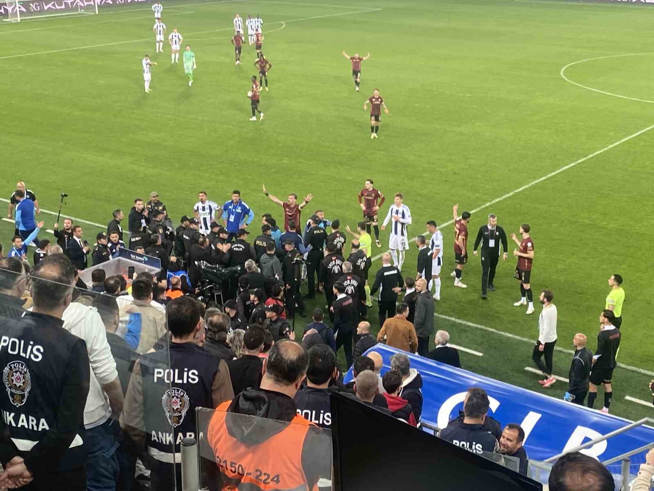 TRENDYOL SÜPER LİG’İN 33. HAFTASINDA GENÇLERBİRLİĞİ’NİN SAHASINDA KASIMPAŞA’YI AĞIRLADIĞI MAÇTA...