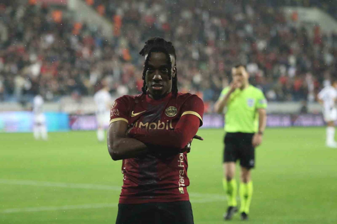 TRENDYOL SÜPER LİG’İN 33. HAFTASINDA GENÇLERBİRLİĞİ, SAHASINDA AĞIRLADIĞI KASIMPAŞA’YI 3-2 MAĞLUP...