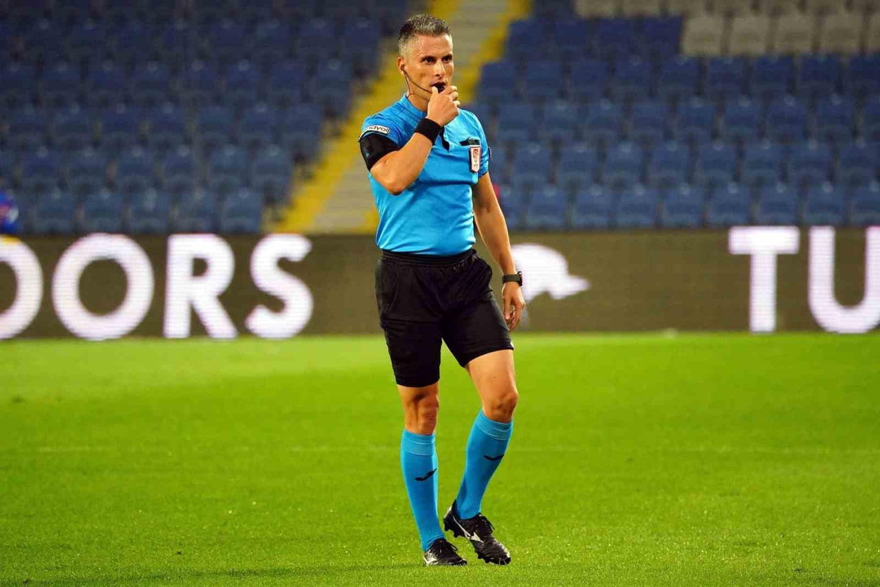 TRENDYOL SÜPER LİG’İN 33. HAFTASINDA OYNANACAK KONYASPOR-FENERBAHÇE MAÇININ VİDEO YARDIMCI HAKEMİ...