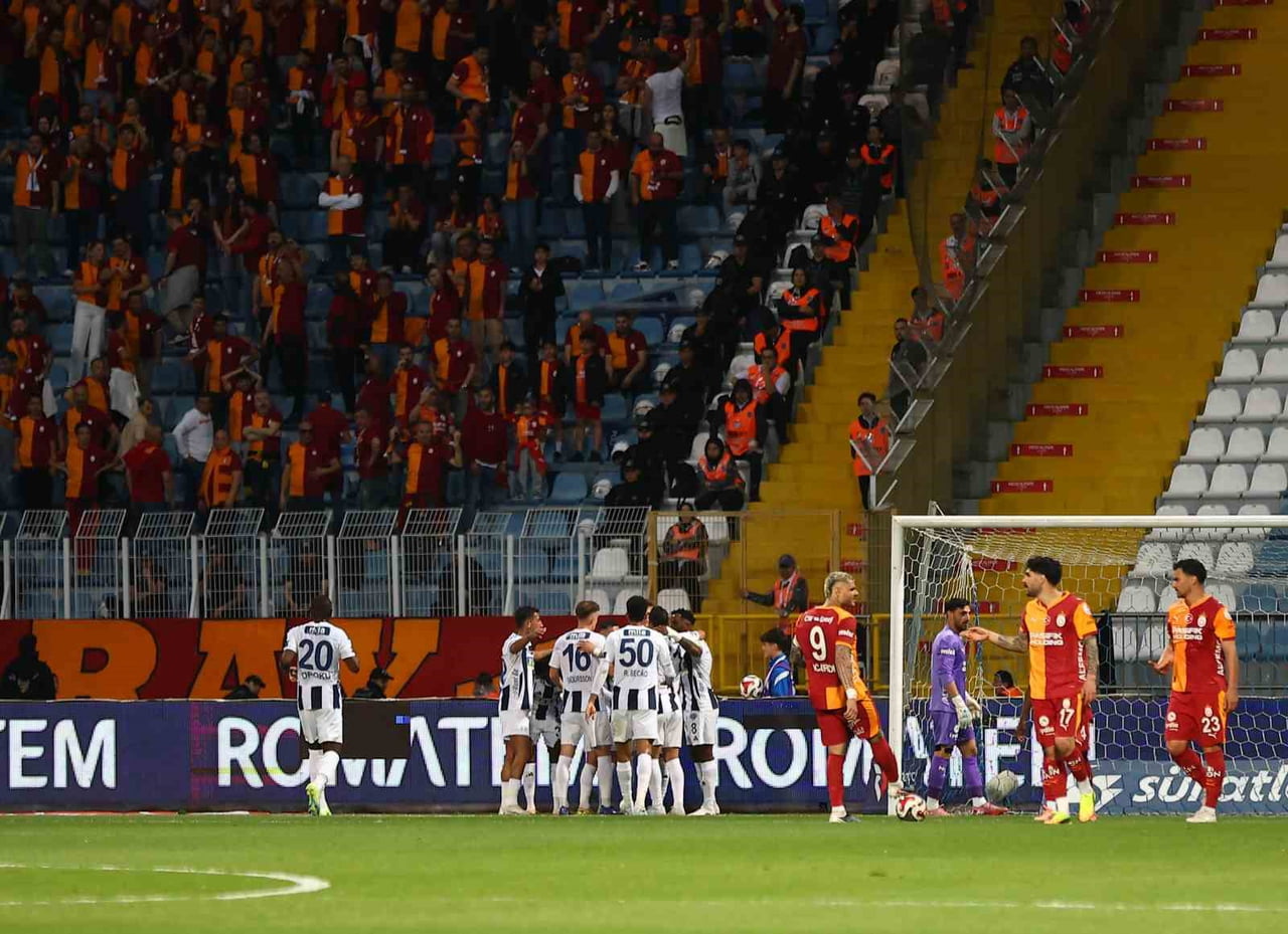 TRENDYOL SÜPER LİG’İN 34. VE SON HAFTASINDA GALATASARAY, DEPLASMANDA KASIMPAŞA İLE KARŞILAŞIYOR....