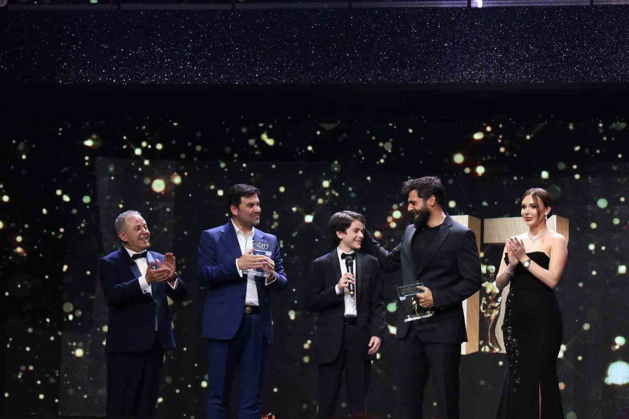 TRT'DE YAYINLANAN MEHMET FATİHLER SULTANI DİZİSİYLE DİKKAT ÇEKEN ÇOCUK OYUNCU MUSTAFA KONAK, "EN...