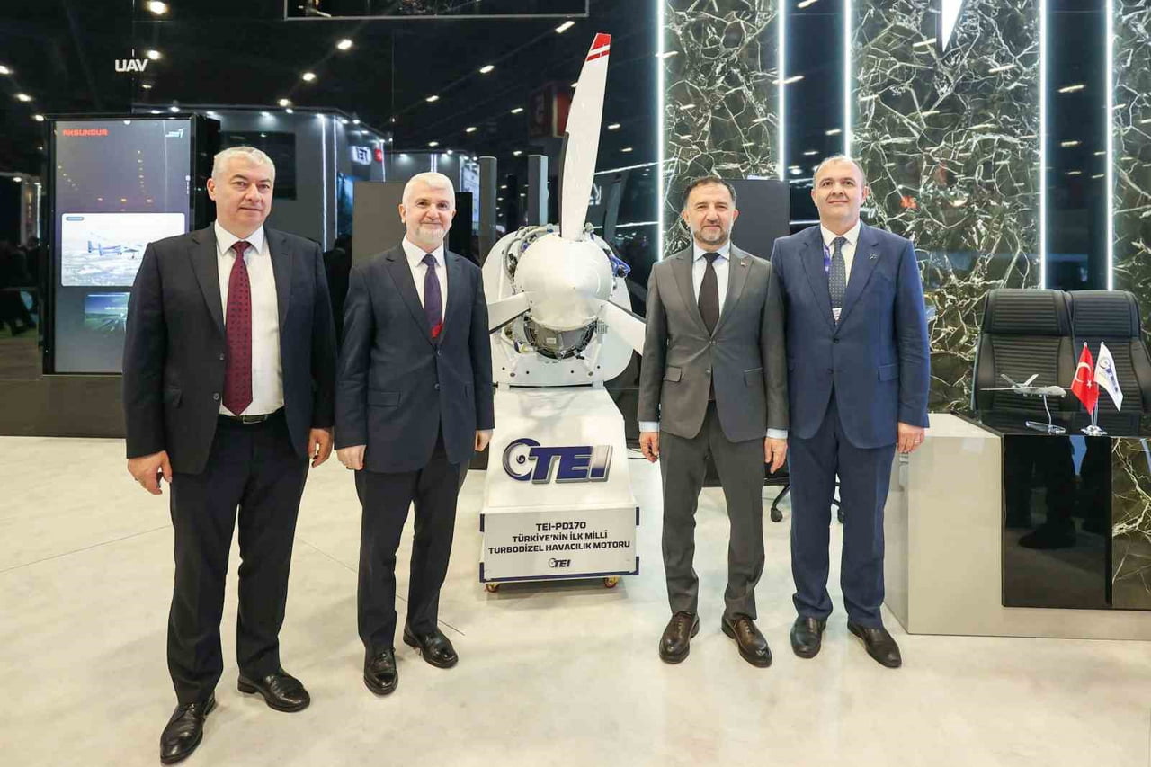 TÜRK HAVACILIK VE UZAY SANAYİİ (TUSAŞ) TARAFINDAN MİLLÎ İMKANLARLA GELİŞTİRİLEN ANKA ORTA...