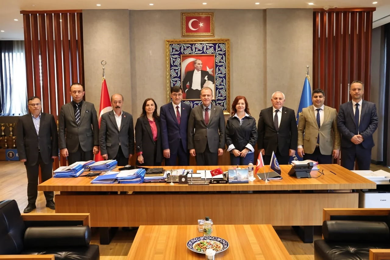 TÜRKİYE BELEDİYELER BİRLİĞİ (TBB) VE MERSİN BÜYÜKŞEHİR BELEDİYE BAŞKANI VAHAP SEÇER, KÜTAHYA...