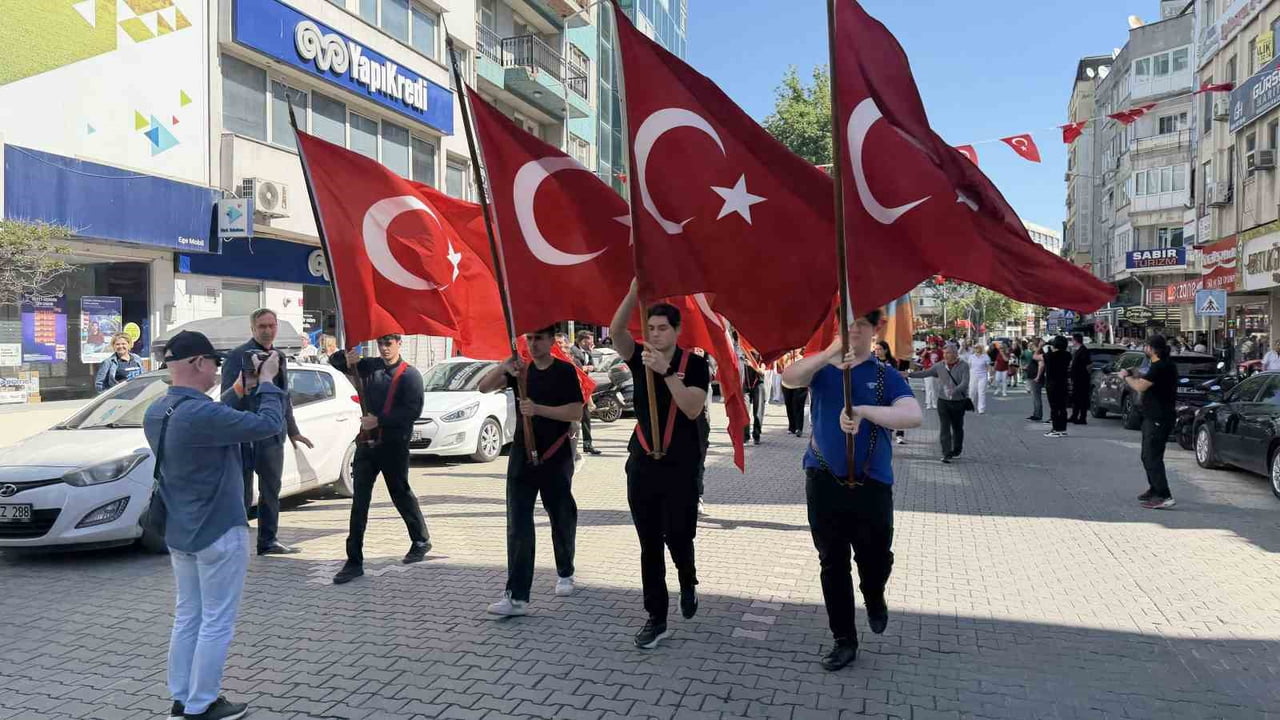 TÜRKİYE CUMHURİYETİ’NİN KURUCUSU GAZİ MUSTAFA KEMAL ATATÜRK’ÜN GENÇLİĞE ARMAĞAN ETTİĞİ 19 MAYIS...