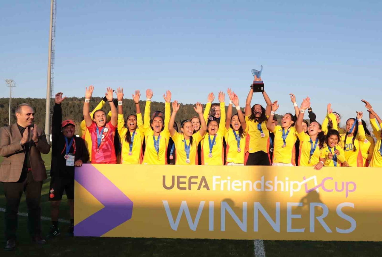 TÜRKİYE FUTBOL FEDERASYONU YÖNETİM KURULU ÜYESİ URAL AKÜZÜM, UEFA'DA GENÇLİK VE AMATÖR FUTBOL...