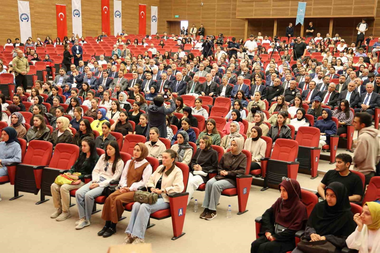 TÜRKİYE GENÇLİK VAKFI (TÜGVA) TARAFINDAN ORGANİZE EDİLEN İHTİSAS AKADEMİSİ PROGRAMI ÇERÇEVESİNDE...
