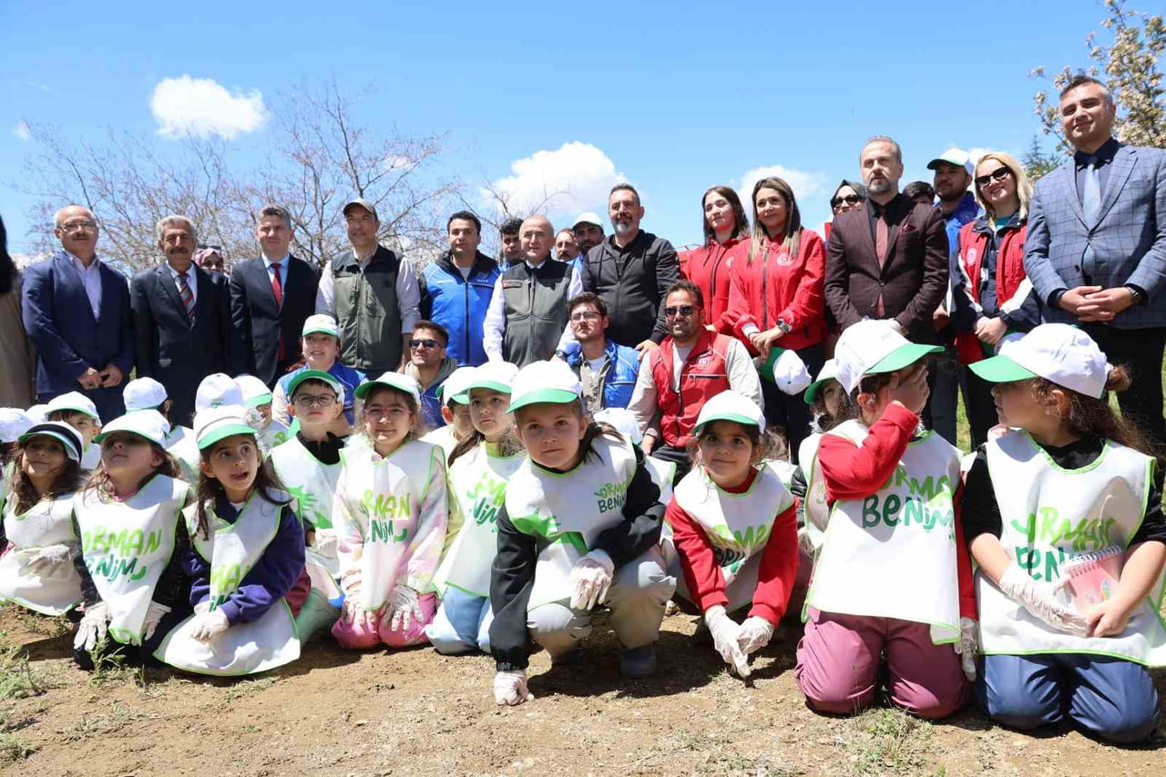 TÜRKİYE GENELİNDE DÖRDÜNCÜSÜ DÜZENLENEN ‘ORMAN BENİM’ KAMPANYASININ ELAZIĞ AYAĞI, HARPUT GÖLLÜBAĞ...