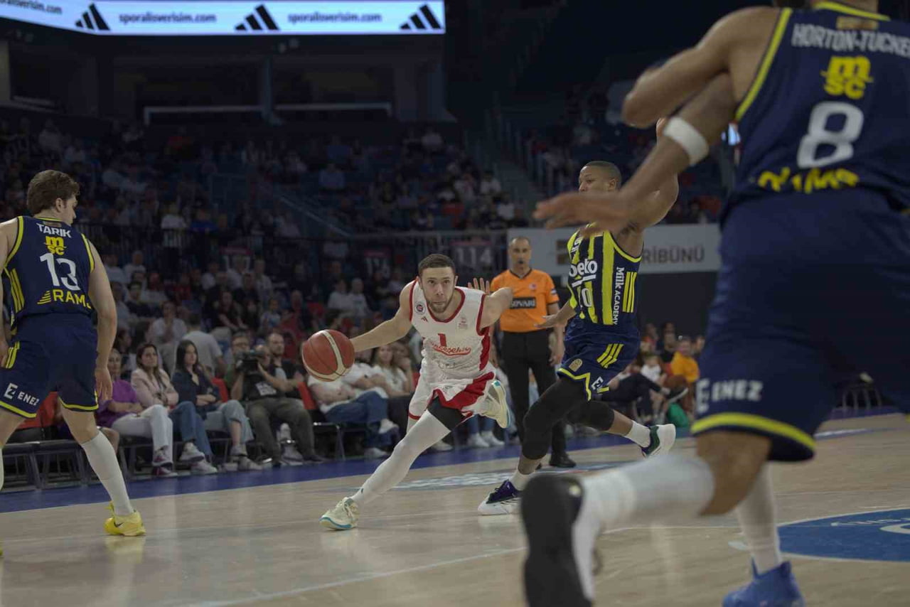 TÜRKİYE SİGORTA BASKETBOL SÜPER LİG'İN 30. VE SON HAFTA MAÇINDA FENERBAHÇE BEKO, DEPLASMANDA...