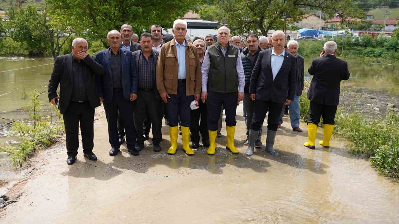 TÜRKİYE ZİRAAT ODALARI BİRLİĞİ GENEL BAŞKANI ŞEMSİ BAYRAKTAR TOKAT’TAKİ TAŞKINLARDAN 59 BİN 683...