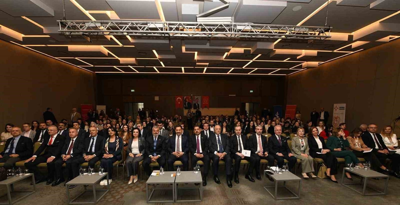 TÜRKONFED YÜRÜTÜCÜLÜĞÜNDE, TÜRKİYE İŞ BANKASI DESTEĞİYLE BEŞ YILDIR SÜRDÜRÜLEN GİRİŞİMDE KADIN...