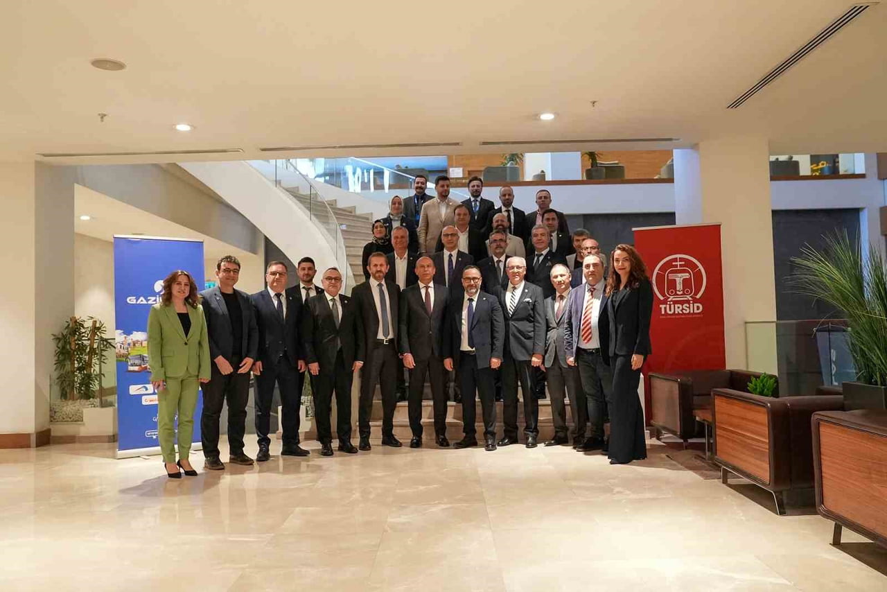 TÜRSİD YÖNETİM KURULU TOPLANTISI, UITP İŞ BİRLİĞİ İMZA TÖRENİ VE 25. İŞLETME KOMİSYONU TOPLANTISI...