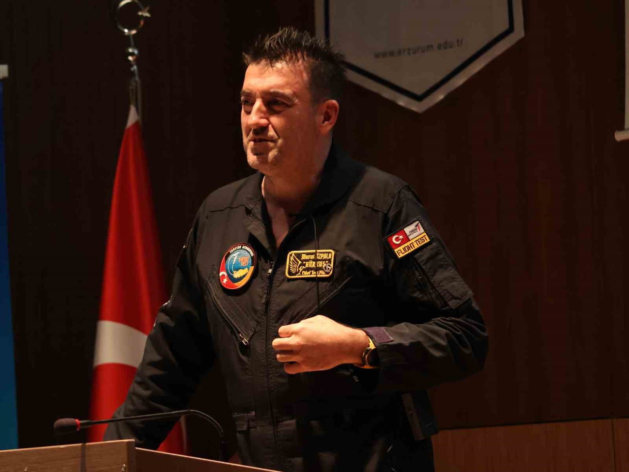 TUSAŞ BAŞ TEST PİLOTU VE TÜRKİYE'NİN İLK DENEYSEL TEST PİLOTU MURAT ÖZPALA, ERZURUM TEKNİK...