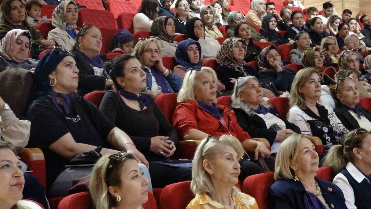 TUZLA BELEDİYESİ TARAFINDAN HAZIRLANAN "2026-2028 YEREL EŞİTLİK EYLEM PLANI" DÜZENLENEN PROGRAMLA...