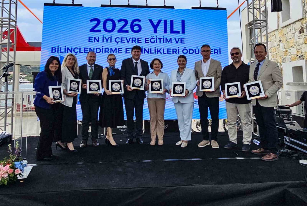 ULUSLARARASI ÇEVRE EĞİTİM VAKFI ÖDÜLLERİ VERİLDİ