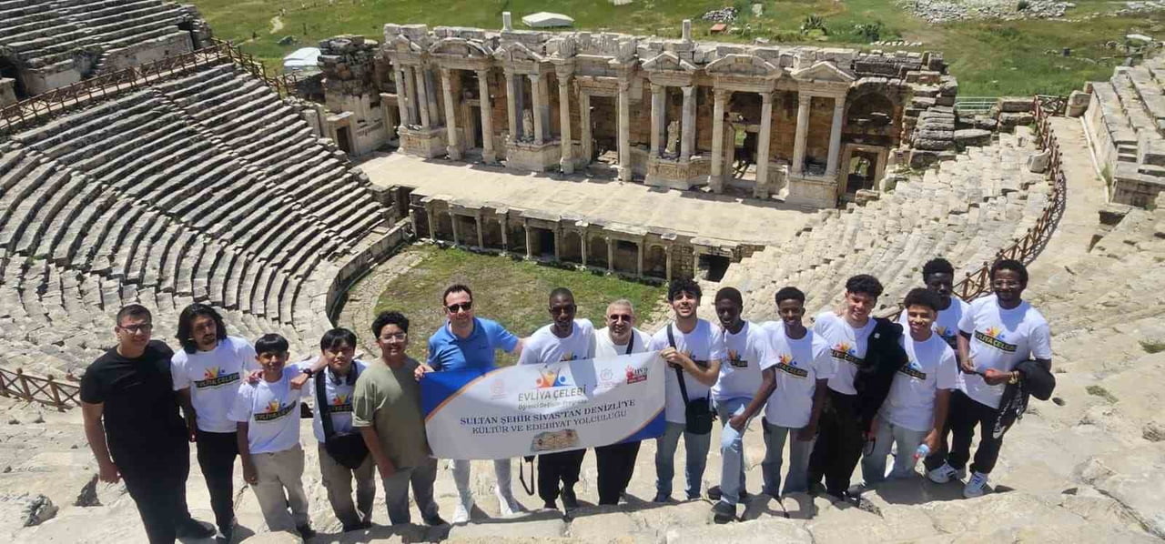 ULUSLARARASI ÖĞRENCİLERİN DE KATILDIĞI "SULTANŞEHİR SİVAS’TAN DENİZLİ’YE KÜLTÜR VE EDEBİYAT...