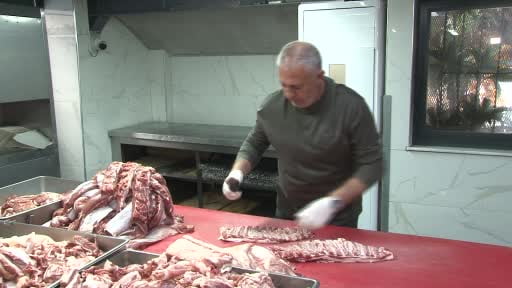 Uzmanından kurban eti saklama ve tüketme tavsiyeleri "Yeni kesilmiş kurban etini dolaba poşetle...