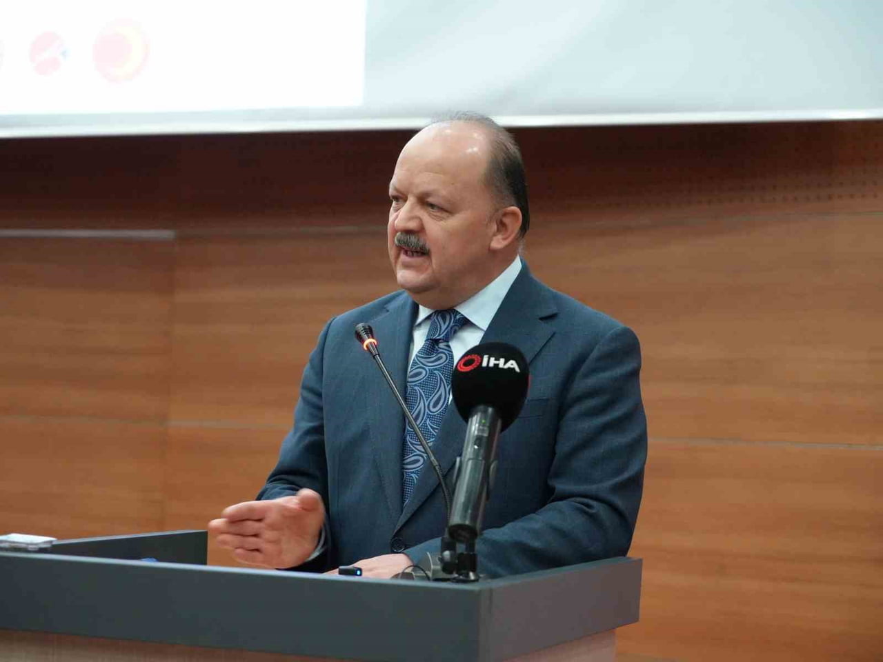 VALİ MEFTUN DALLI, HZ. PİR ŞEYH ŞAB’AN-I VELİ HAZRETLERİNİN ENDONEZYA’DA SAMANİYYE ADIYLA BİR...