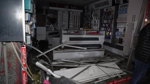 Vali Tavlı'dan sel açıklaması: "Can kaybı ve yaralama yok, iş yerlerinde zararlar mevcut"