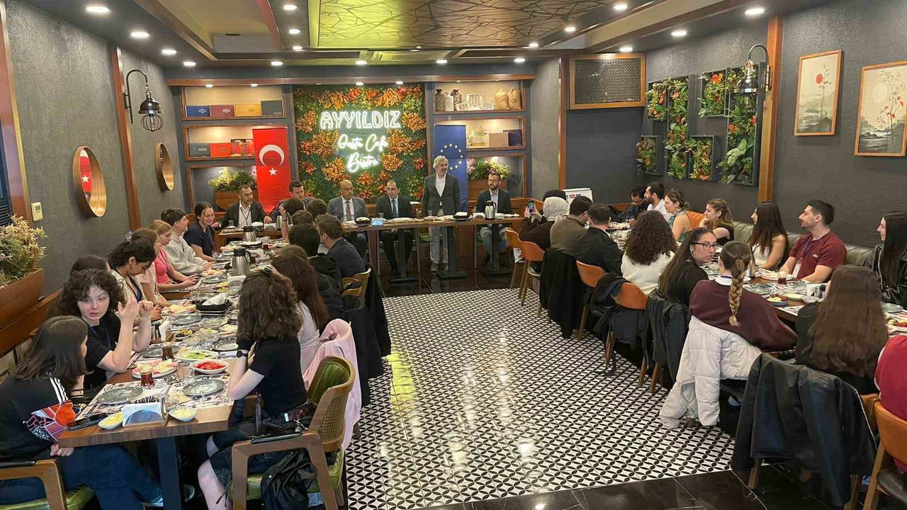 YABANCI ÖĞRENCİLER