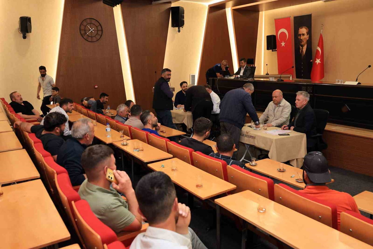 YAKLAŞAN KURBAN BAYRAMI ÖNCESİNDE HAZIRLIKLARINI YOĞUNLAŞTIRAN TALAS BELEDİYESİ, KURBAN SATIŞ VE...