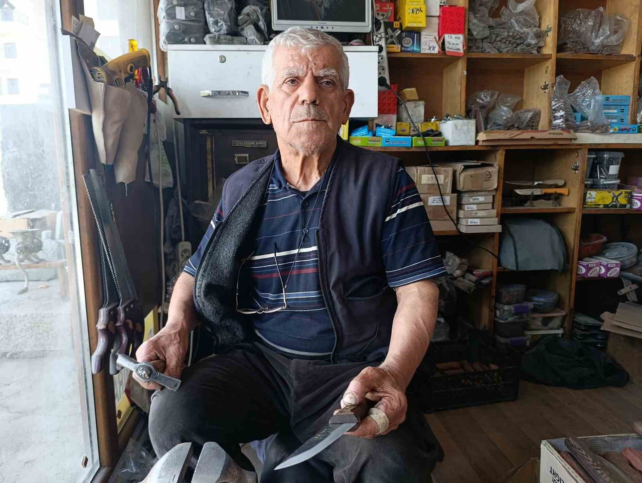 YAKLAŞAN KURBAN BAYRAMI ÖNCESİNDE, KAHRAMANMARAŞ'IN TESCİLLİ HARTLAP BIÇAĞI ÇARŞI VE TEZGAHLARDAKİ...
