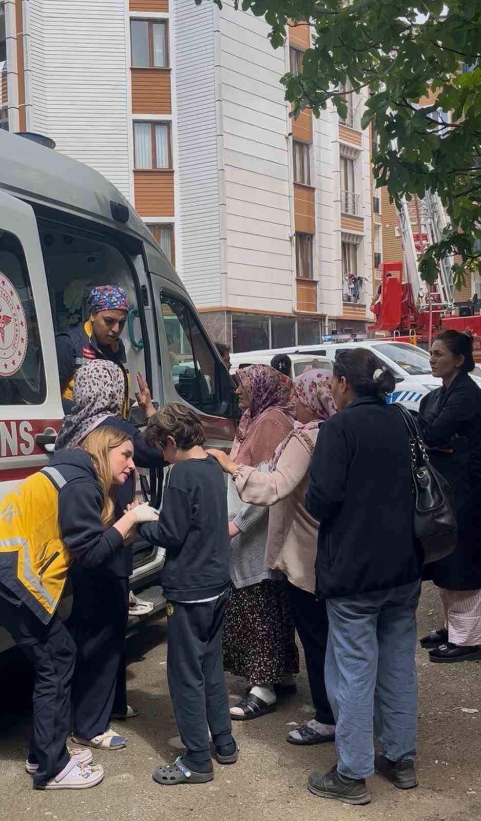 YANGINDA YARALANAN ÖZEL İHTİYAÇ SAHİBİ ÇOCUK GÖZYAŞLARINA BOĞULDU.