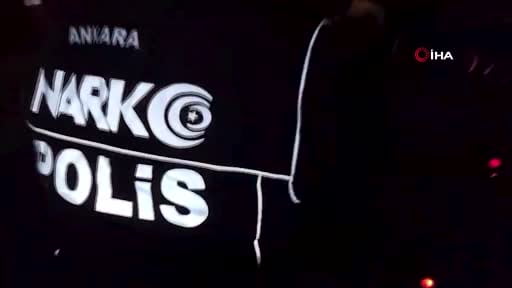 Yarış atı taşıyan aracın içinde 27 kilo esrar yakalandı