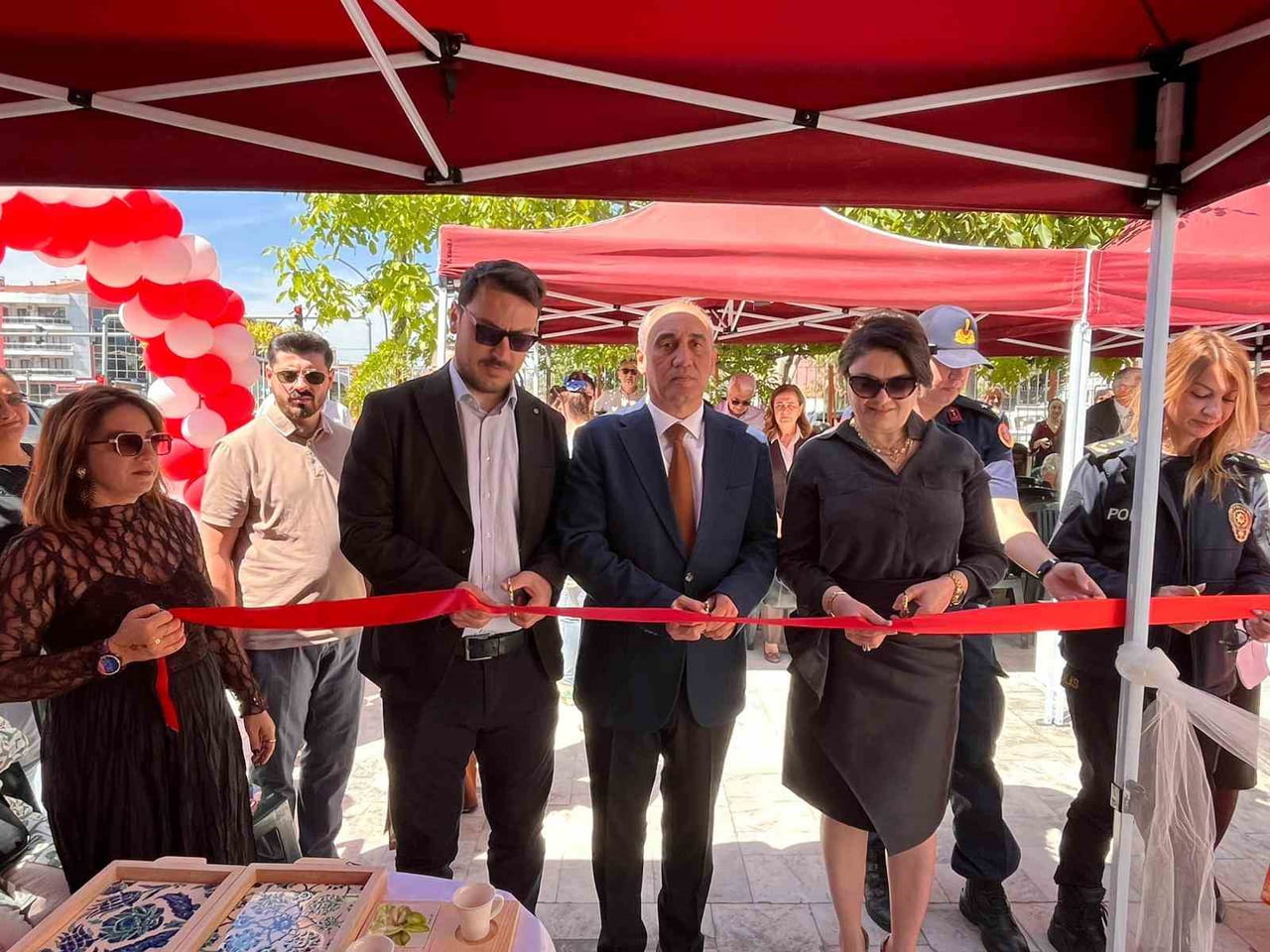 YATAĞAN’DA KURSİYERLER EL EMEĞİ ÜRÜNLERİNİ SERGİLEDİLER