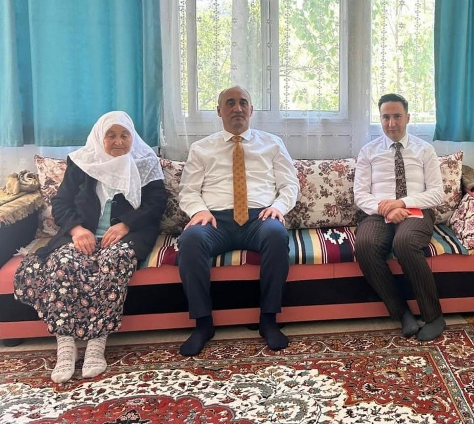 YATAĞAN KAYMAKAMI TURGAY İLHAN, ANNELER GÜNÜ ETKİNLİKLERİ KAPSAMINDA YATAĞAN’IN BAĞYAKA...