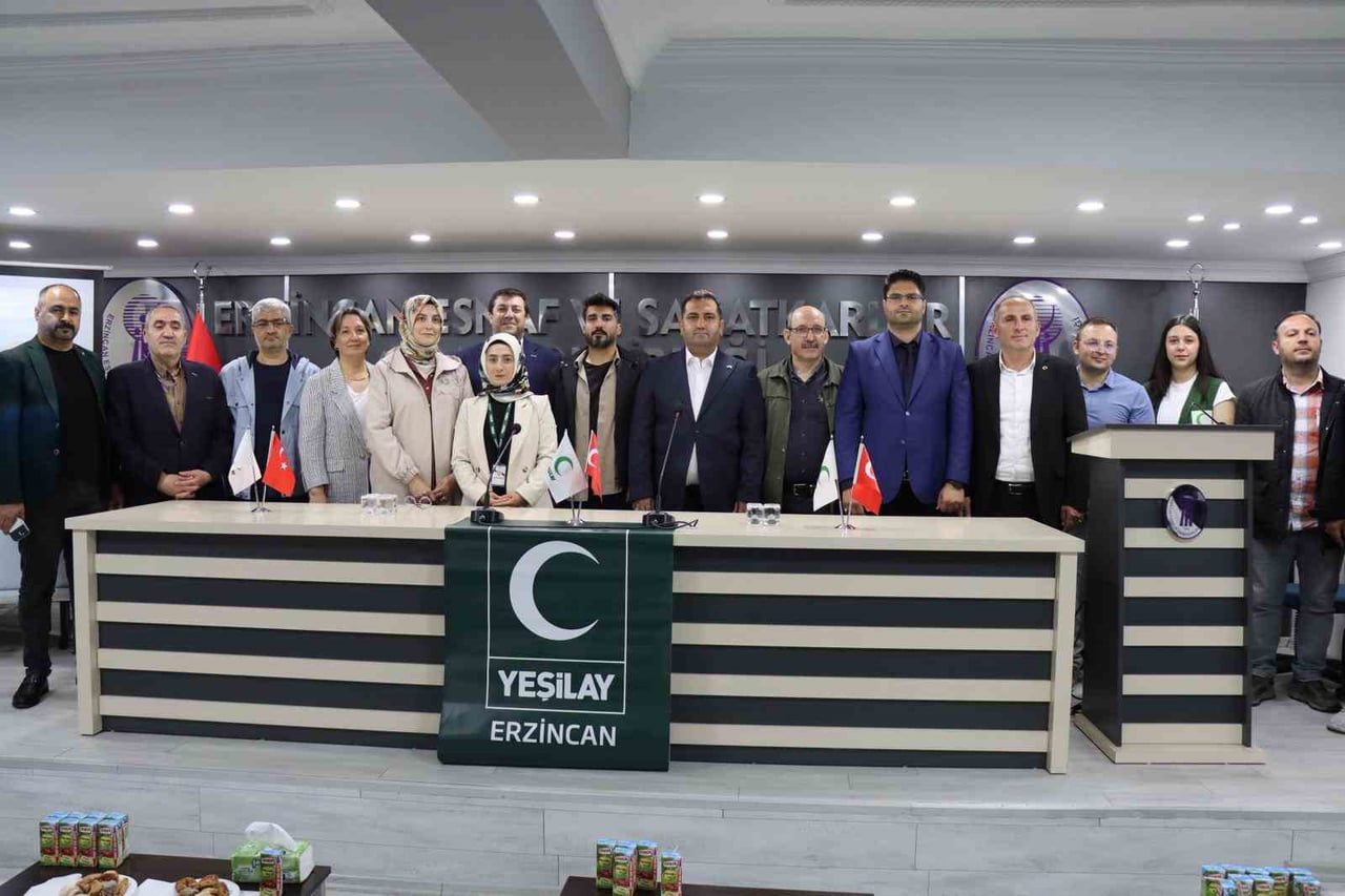 YEŞİLAY ERZİNCAN GENEL KURULU YAPILDI