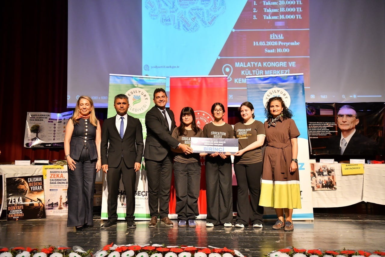 YEŞİLYURT’TA ÖĞRENCİLER "BAŞARININ SIRRINI" MÜNAZARA İLE TARTIŞTI