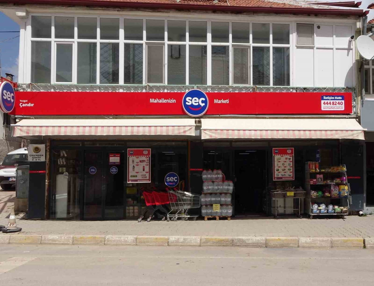 YOZGAT'IN ÇANDIR İLÇESİNDE 1986 YILINDA KÜÇÜK BİR BAKKAL OLARAK BAŞLAYAN ESNAFLIK HİKAYESİ, BUGÜN...