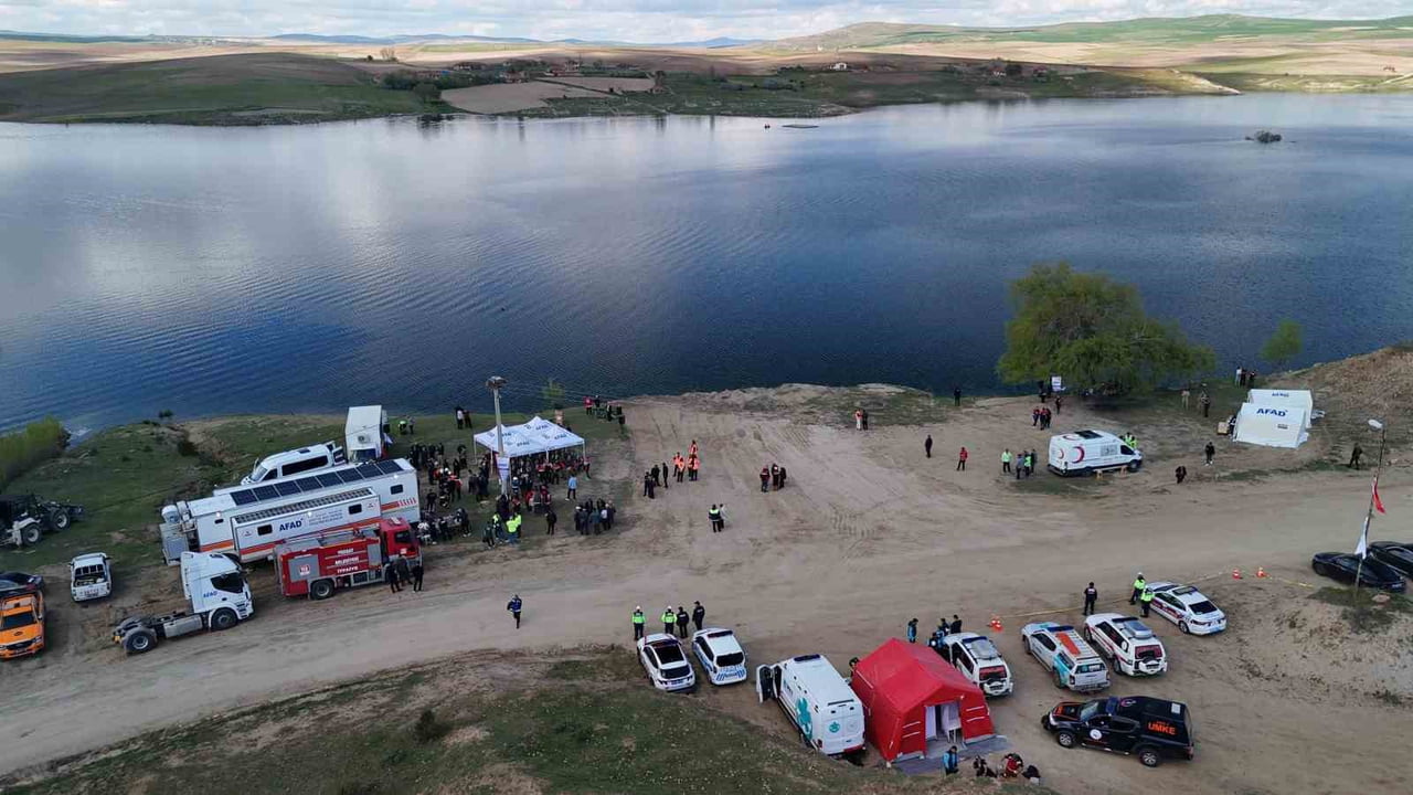 YOZGAT'TA 230 PERSONELİN KATILIMIYLA SEL TAŞKINI KONULU TATBİKAT DÜZENLENDİ.
