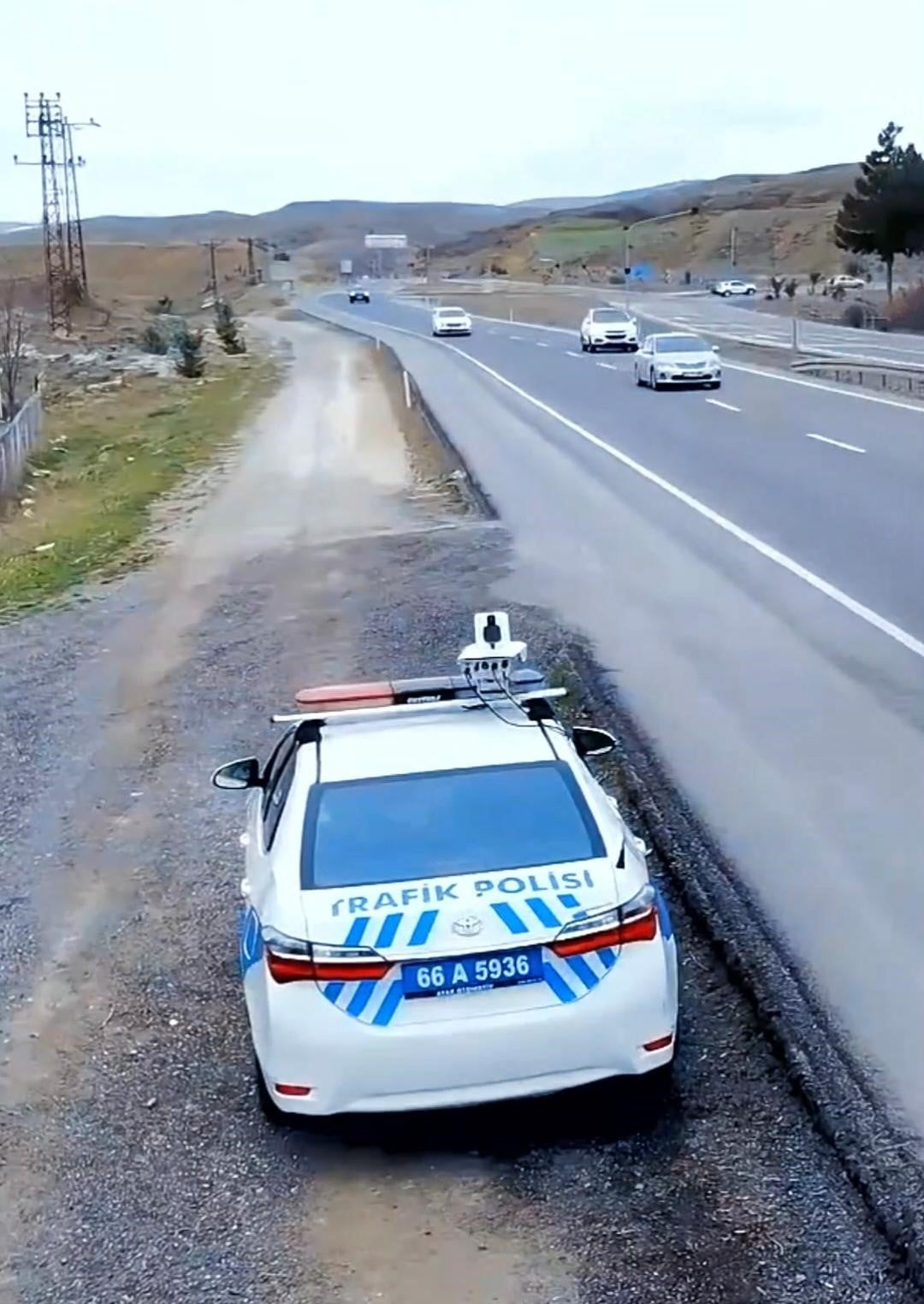 YOZGAT İL EMNİYET MÜDÜRLÜĞÜ, KURBAN BAYRAMI ÖNCESİ VE SÜRESİNCE VATANDAŞLARIN GÜVENLE SEYAHAT...