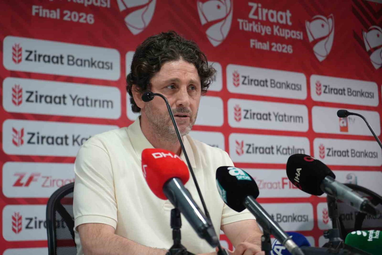 ZİRAAT TÜRKİYE KUPASI FİNALİNDE KONYASPOR’U 2-1 MAĞLUP EDEREK KUPANIN SAHİBİ OLAN TRABZONSPOR’DA...
