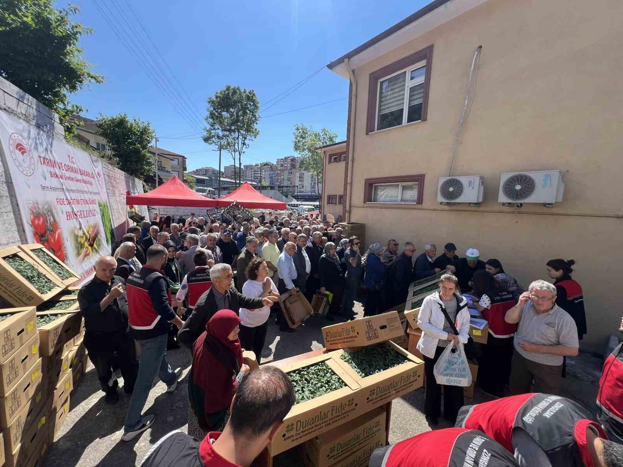 ZONGULDAK'IN EREĞLİ İLÇESİNDE, TARIM VE ORMAN BAKANLIĞI'NIN TARIM ARAZİLERİNİN KULLANIMININ...