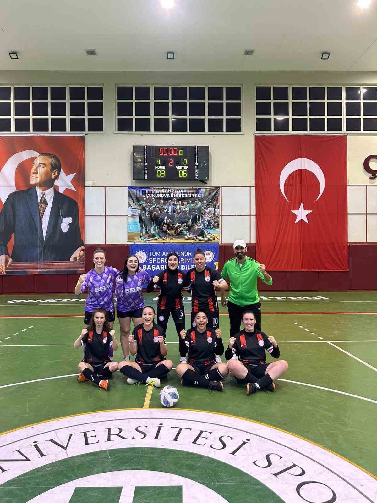 ZONGULDAK BÜLENT ECEVİT ÜNİVERSİTESİ (BEUN), ÜNİVERSİTE SPORLARINDA ELDE ETTİĞİ BAŞARILARINA BİR...