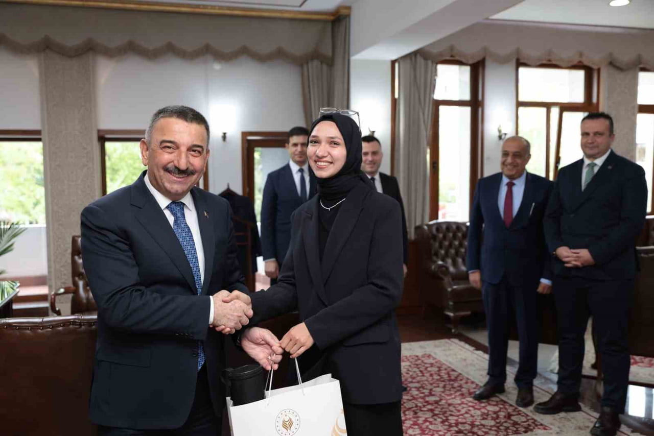 ZONGULDAK’TA 19 MAYIS ATATÜRK’Ü ANMA, GENÇLİK VE SPOR BAYRAMI ETKİNLİKLERİ KAPSAMINDA GENÇLER...