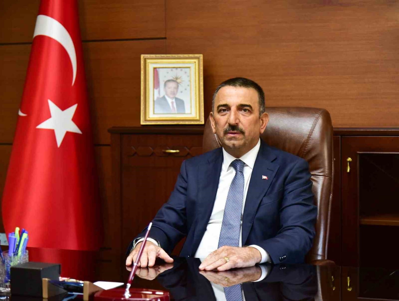 ZONGULDAK VALİSİ OSMAN HACIBEKTAŞOĞLU, 19 MAYIS ATATÜRK’Ü ANMA, GENÇLİK VE SPOR BAYRAMINI...