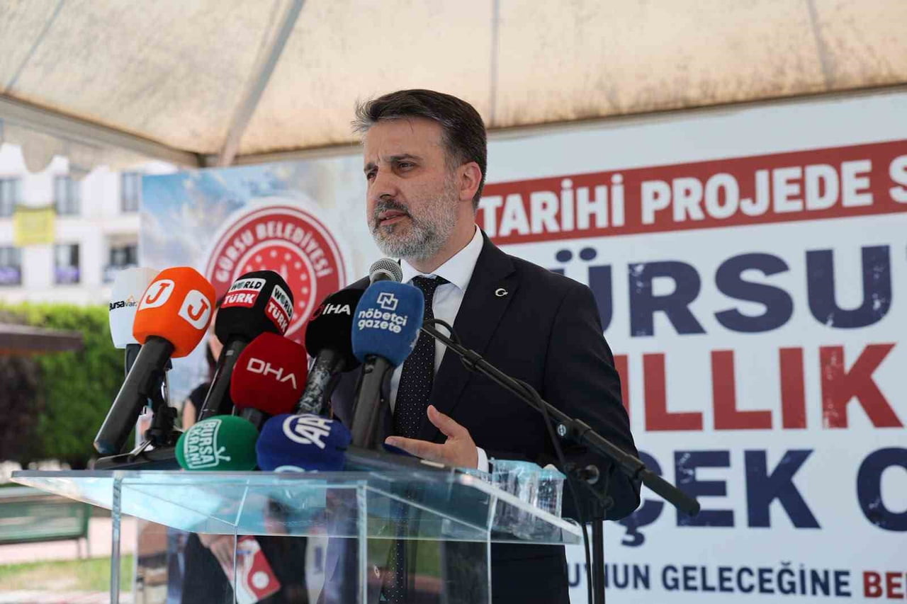 17 İLÇEYE EŞİT HİZMET POLİTİKASINI YÖNETİM ANLAYIŞININ MERKEZİNE KOYAN BURSA BÜYÜKŞEHİR BELEDİYESİ...