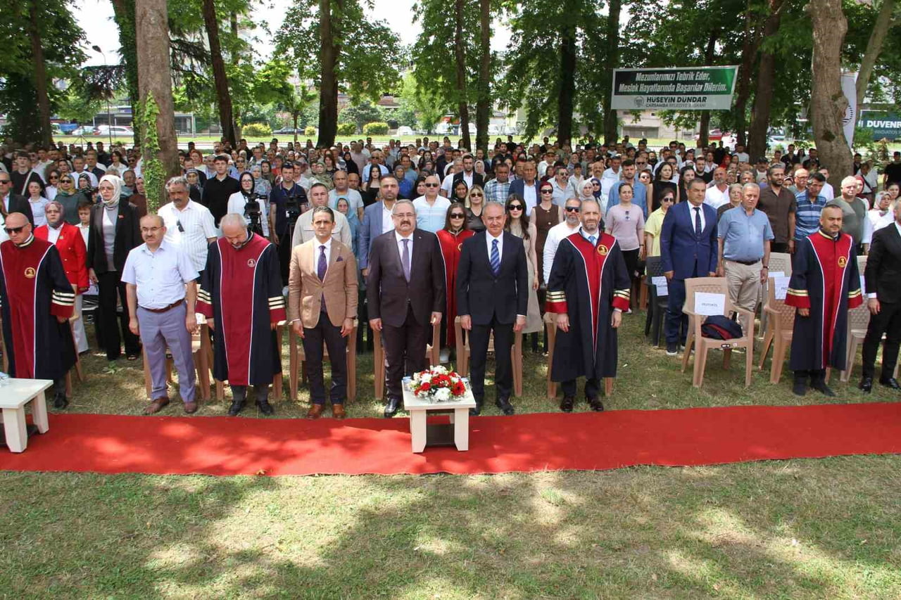 2025-2026 AKADEMİK YILINDA EĞİTİMLERİNİ BAŞARIYLA TAMAMLAYAN ONDOKUZ MAYIS ÜNİVERSİTESİ (OMÜ) ...