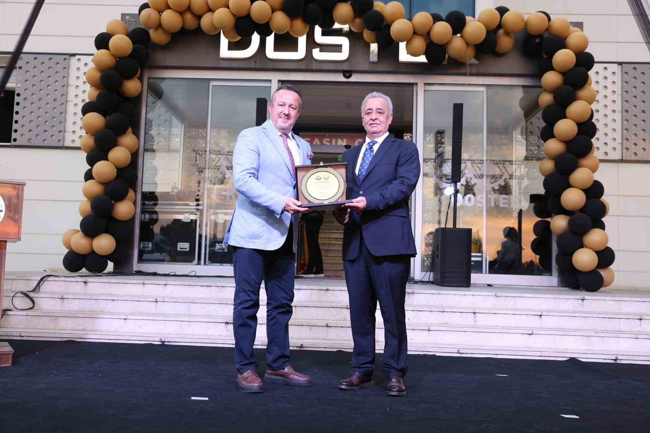 2025-2026 EĞİTİM-ÖĞRETİM YILININ SONA ERMESİYLE BİRLİKTE DOSTEK KOLEJİ’NDE EĞİTİMİNİ TAMAMLAYAN...