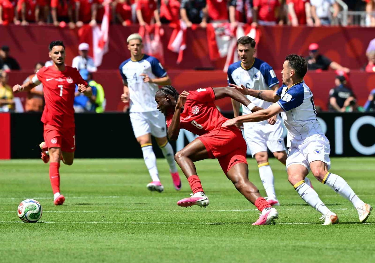 2026 DÜNYA KUPASI B GRUBU'NUN İLK MAÇINDA EV SAHİBİ KANADA, BOSNA HERSEK İLE 1-1 BERABERE...
